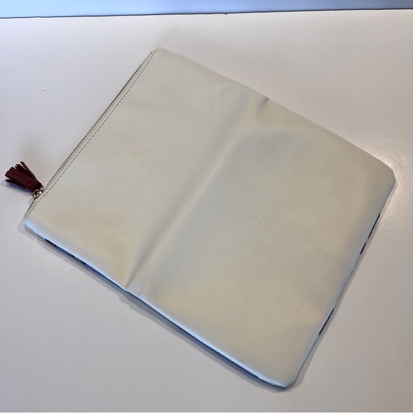 Rachel Pally Reversible Vegan Clutch - Picture 6 of 9